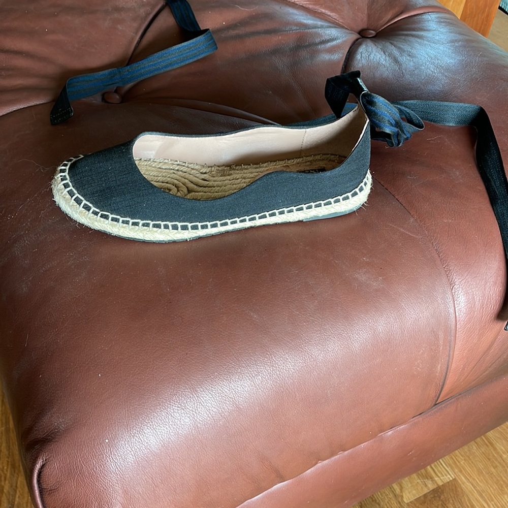Shoes - Picture 3 of 3
